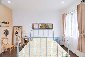 Nang House Homestay