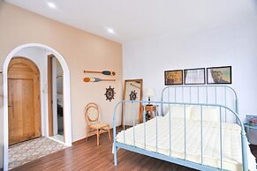 Nang House Homestay