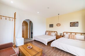 Nang House Homestay