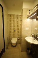 Hotel Seven Sky