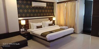 Hotel Seven Sky