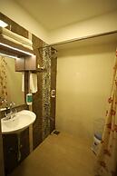 Hotel Seven Sky
