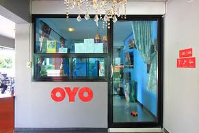 Super OYO 427 Chill Apartment