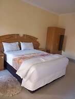 Kamuboola Lodge