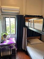Lemon Siam Hostel Free Breakfast
