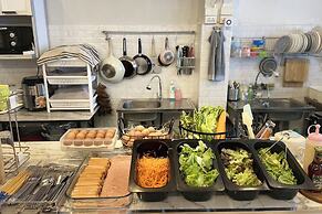 Lemon Siam Hostel Free Breakfast