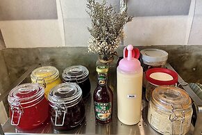 Lemon Siam Hostel Free Breakfast