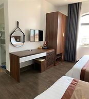 Win Win Hotel