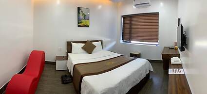 Win Win Hotel