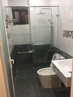 Win Win Hotel