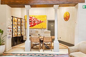 Joya del Casco Boutique Hotel