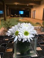 Los Robles Apart Hotel