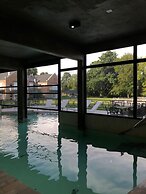Los Robles Apart Hotel
