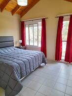 Los Robles Apart Hotel
