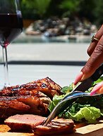 L'Alcove Hotel Restaurant