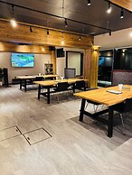 Shoji Lake Hotel