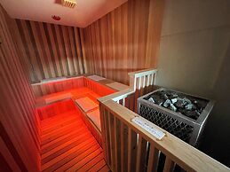 Shoji Lake Hotel
