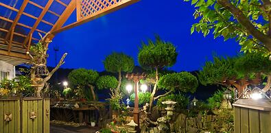Taean White Sand Pension