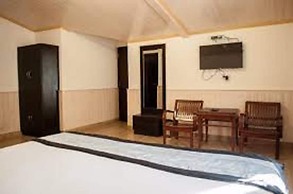 Seven Hills Hotel