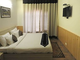 Seven Hills Hotel