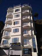 Seven Hills Hotel