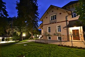 Vila Kljuce Apartments Bled