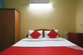 OYO 49985 Singh Hotel
