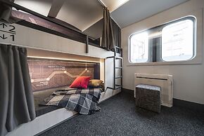 Metro Hostel