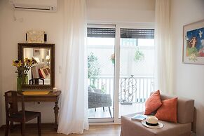 Rastoni Athens Suites near Acropolis
