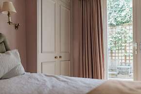 Glorious 2 Bedroom Apartment