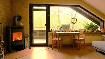 Ferienwohnung im Wald mit Kamin