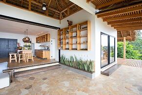 Villa Aventura