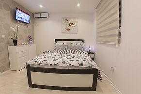 Apartments Aida