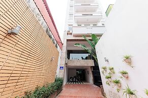 OYO 472 Lenka Hotel