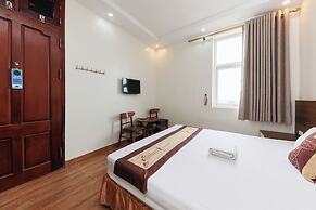 OYO 472 Lenka Hotel