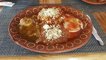 El Cihualteco Hotel Restaurante Bar