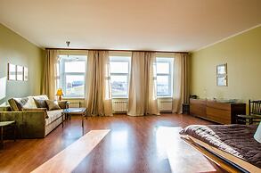 Central Admiralty Apartment