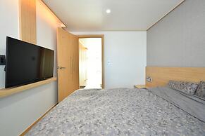 Sokcho Daemyung Heidi Pension