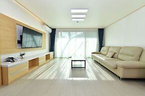 Sokcho Daemyung Heidi Pension
