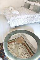 Luxury Apartment in Central Florence