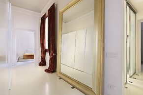 Luxury Apartment in Central Florence