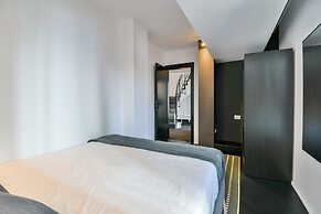 Unirii Center Apartments by Olala Homes