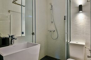 Unirii Center Apartments by Olala Homes