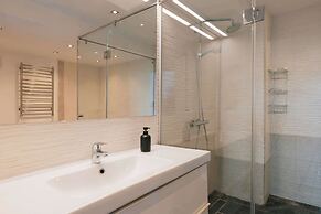 Unirii Center Apartments by Olala Homes
