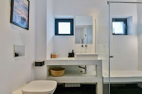Unirii Center Apartments by Olala Homes