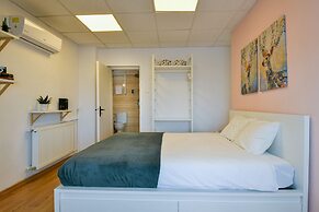 Unirii Center Apartments by Olala Homes