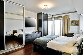 Unirii Center Apartments by Olala Homes