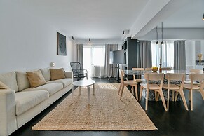 Unirii Center Apartments by Olala Homes