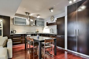 Unirii Center Apartments by Olala Homes