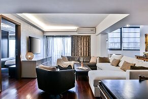 Unirii Center Apartments by Olala Homes